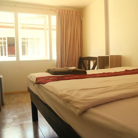 Boondaree Home Resort 카타 비치 외부 사진