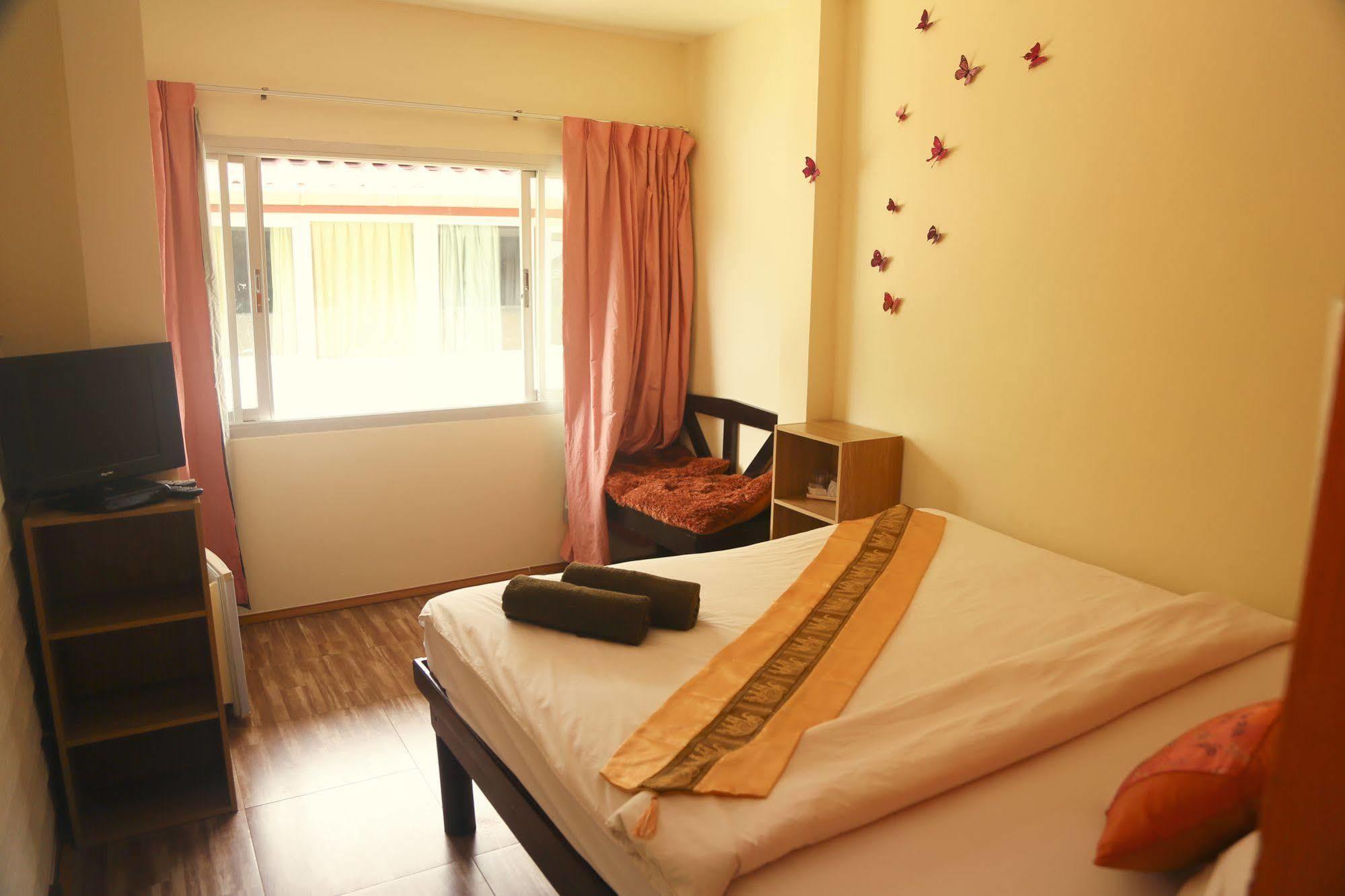 Boondaree Home Resort 카타 비치 외부 사진