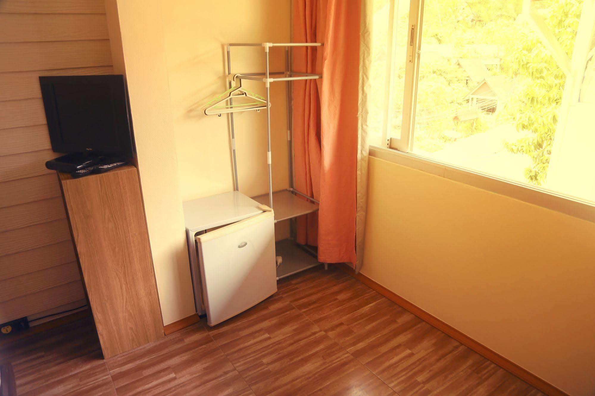 Boondaree Home Resort 카타 비치 외부 사진