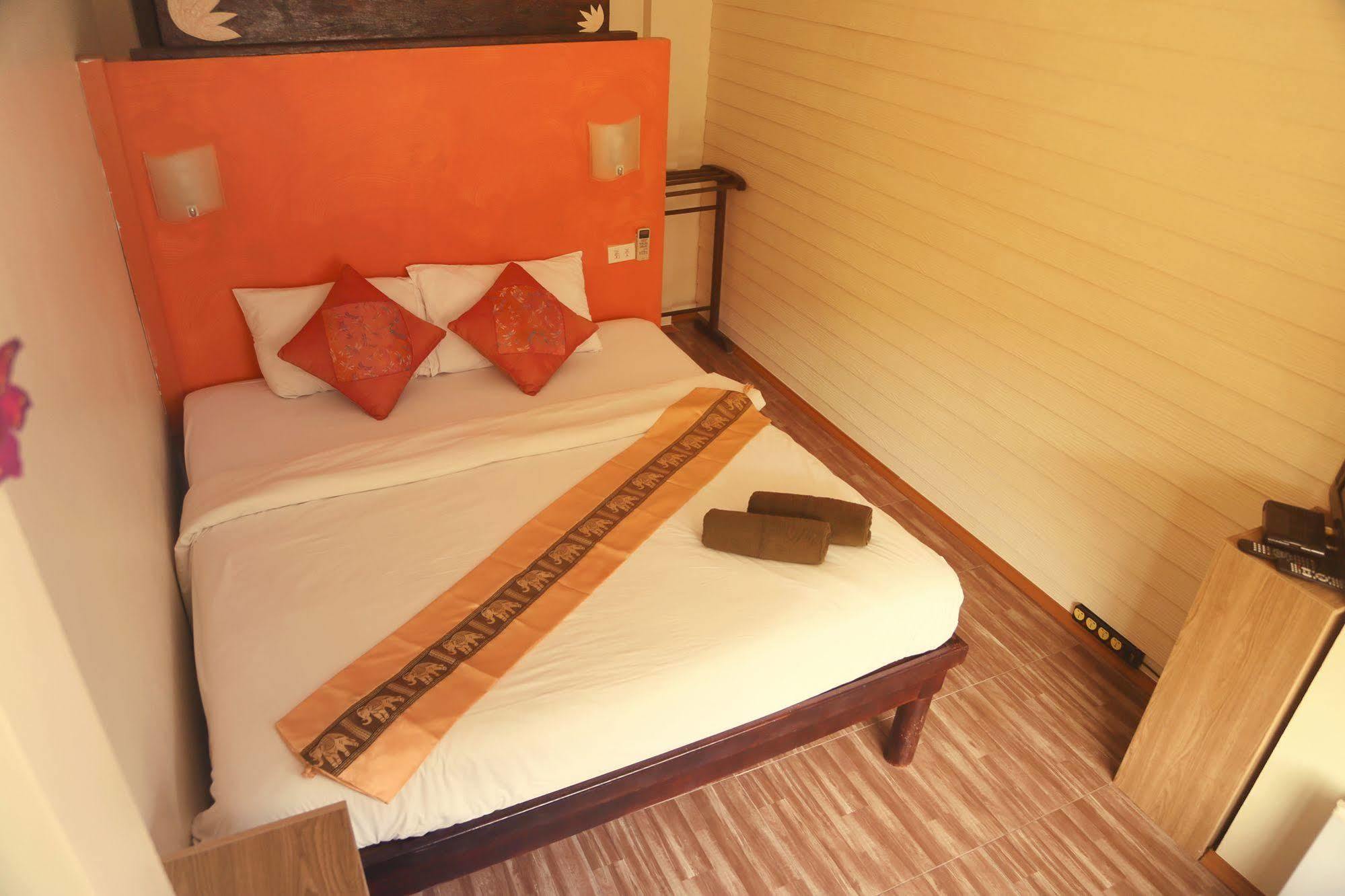 Boondaree Home Resort 카타 비치 외부 사진