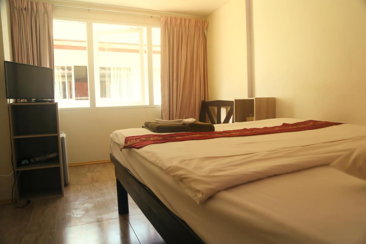 Boondaree Home Resort 카타 비치 외부 사진